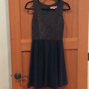 FRancesca’s Rosebud Black/Gold Dress